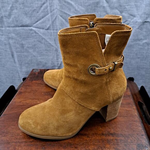 Koolaburra Ugg Chestnut Brown Suede Samiah Buckle Ankle Heeled Bootie Size: 9.5 - Picture 1 of 11